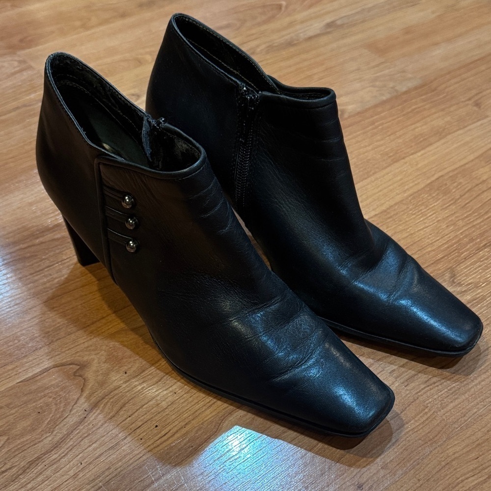 Bandolino Black Ankle Boots with Button Detail